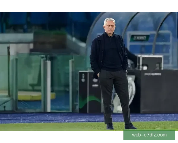 穆里尼奥怒斥裁判偏袒皇马黑幕 穆里尼奥怒斥裁判偏袒皇马黑幕